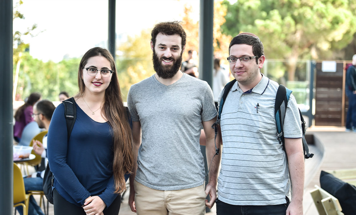 All Hands On Deck: Technion Students Volunteer